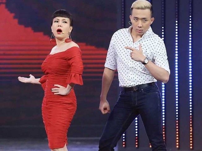 Việt Hương lần đầu làm liveshow giúp người nghèo