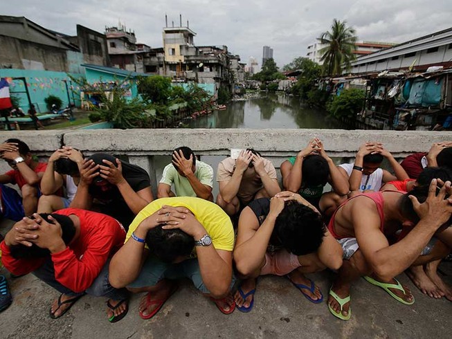 Ông Duterte không nhượng bộ Trung Quốc