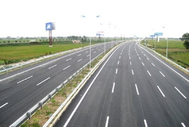 Dừng lễ khởi công các dự án để ủng hộ miền Trung
