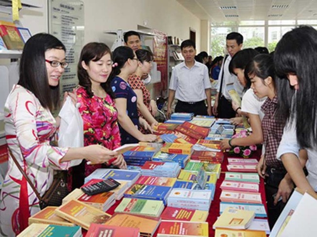 Không nên hình sự hóa nghiệp vụ biên tập sách