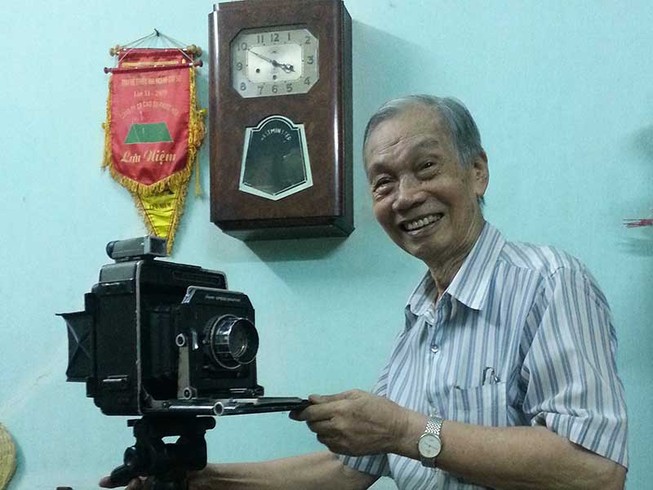 Nghe kể chuyện chụp ảnh Thanh Nga, Thẩm Thúy Hằng…