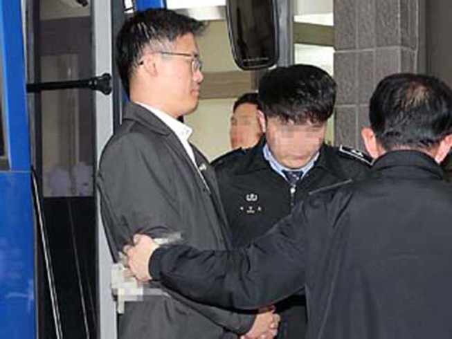 Điều tra bà Park Geun-hye họp kín với các chủ tập đoàn