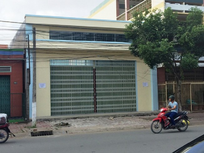 Giám đốc Điện lực Tiền Giang giao trả đất công từng lấn