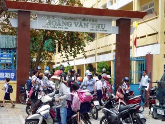 Đà Nẵng mở toang trường học vào ban đêm