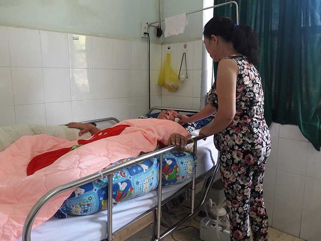 Người có 7 bà mẹ, cả trăm anh em