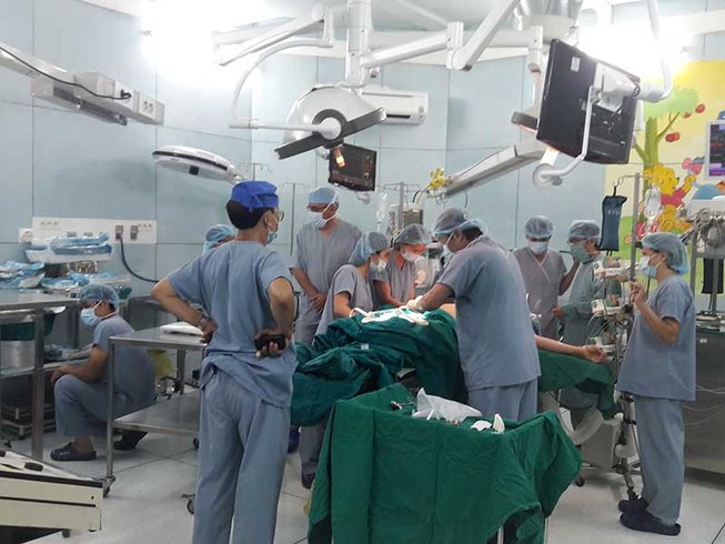 Hơn 200 bệnh nhi mòn mỏi chờ ghép tạng
