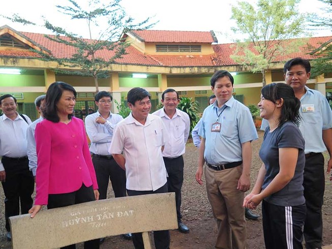 Chủ tịch TP.HCM thăm các cơ sở cai nghiện