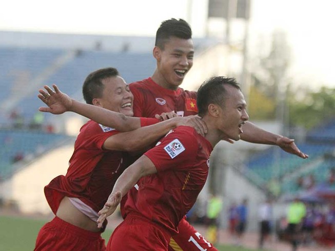 Việt Nam - Malaysia (1-0): Nóng và nhạt!