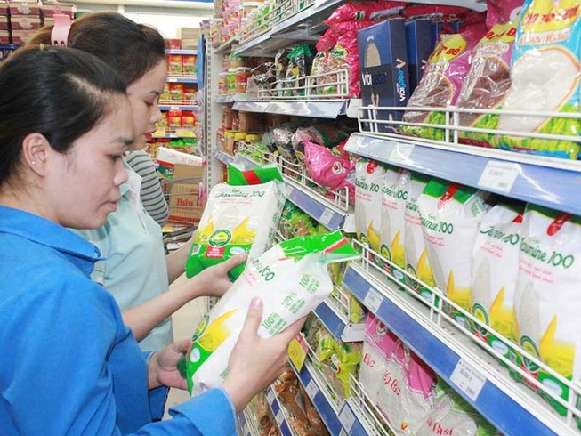 Mua gạo, rau, thịt có ‘chứng minh thư’