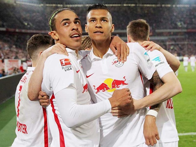 Bundesliga với hiện tượng ‘bò húc’