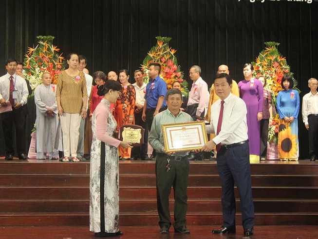 TP.HCM tuyên dương 138 tấm gương thầm lặng cao cả