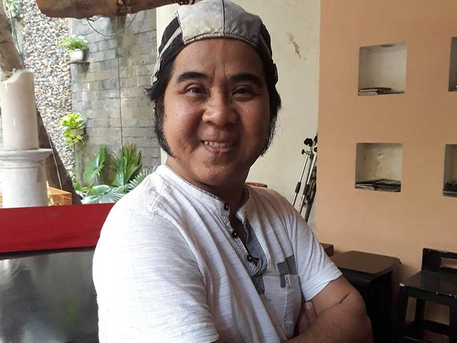 Bạch Long: ‘Tôi muốn ngã lăn ra sân khấu mà chết’