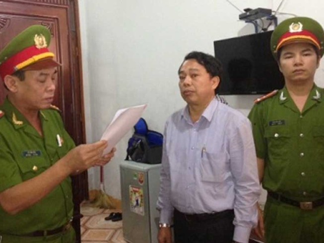 Nguyên chủ tịch huyện ăn tiền mặt bằng Formosa hầu tòa
