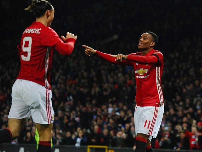 Tứ kết Cúp Liên đoàn: Không thầy Mourinho, MU thắng lớn