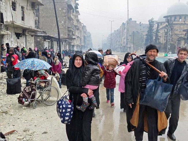 Súng lại nổ sau thỏa thuận ngừng bắn, rút lui ở Aleppo