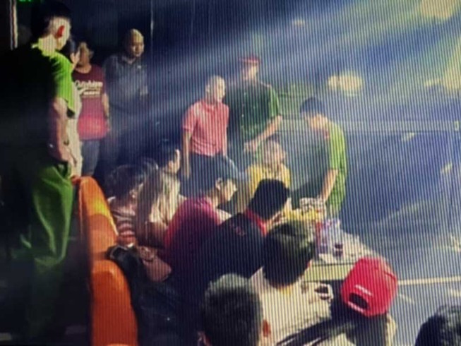 Dân chơi phê ma túy trong 2 quán bar Sài Gòn