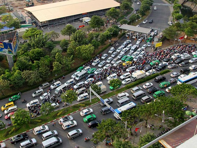 Nhiều dự án gỡ nghẽn cửa ngõ Tân Sơn Nhất