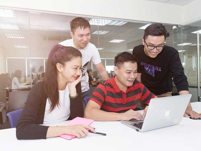 Khởi nghiệp với tư duy của một hacker