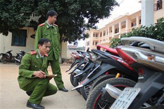 Nhóm trộm cả chục người chuyên 'săn' xe máy ở Vũng Tàu