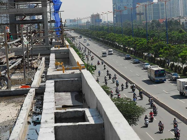 Tăng kết nối metro - xe buýt để tiện đi lại