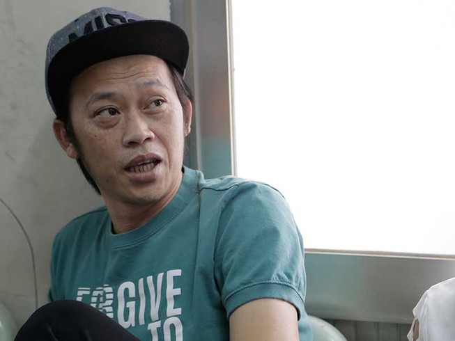 Liveshow Hoài Linh: Chú lùn và bảy nàng Bạch Tuyết