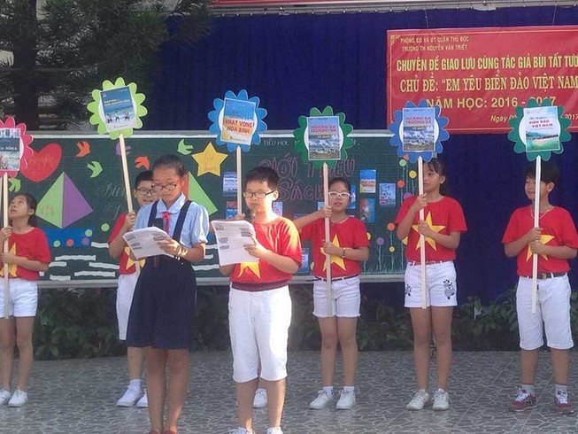 Học yêu biển, đảo qua kể chuyện