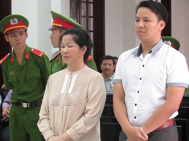 Đại gia phố núi đối diện án chung thân