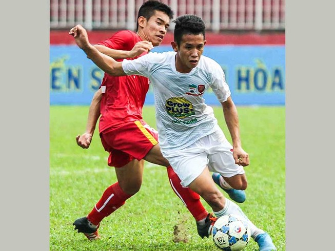 Vòng 2 V-League: HA Gia Lai lại thua