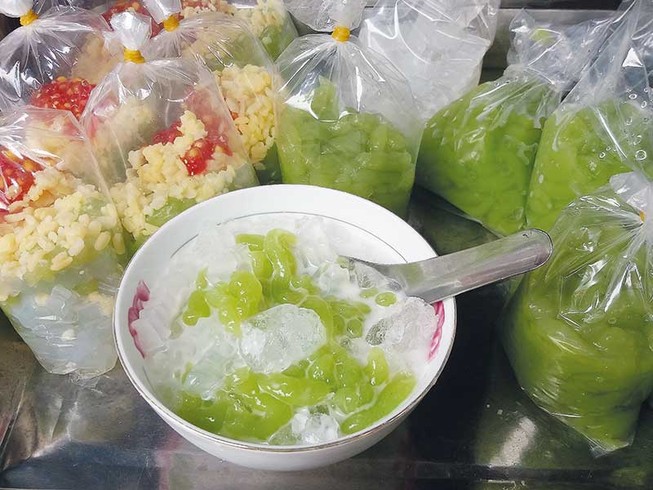 Bánh lọt - lọt từ đâu lọt tới?