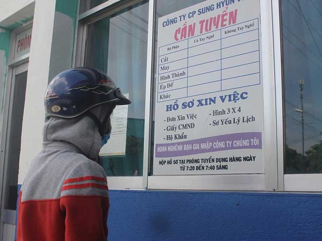 Người lao động trở lại làm việc sau kỳ nghỉ tết