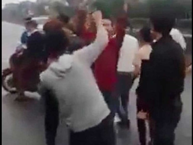 Sẽ triệu tập nhóm ‘trai làng’ ra quốc lộ nhảy múa