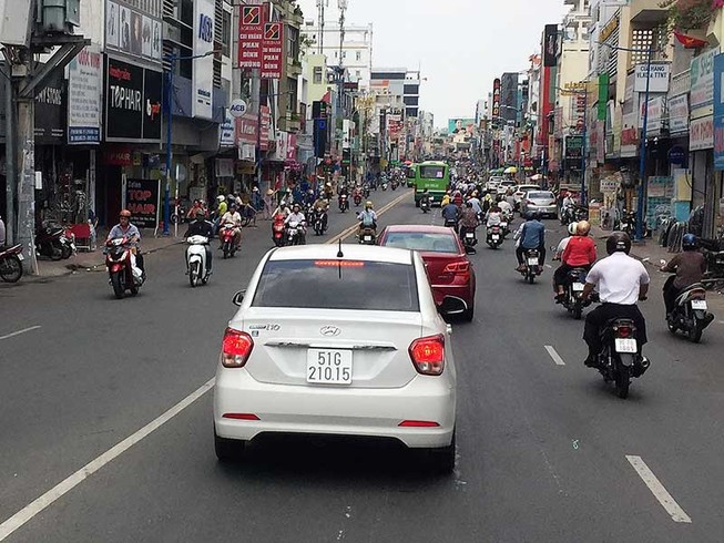 Ô tô được đi 2 chiều đường Phan Đình Phùng
