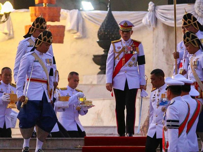 Vì sao Thái Lan hoãn tổng tuyển cử tới năm 2018?