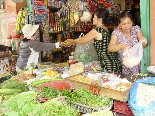 Hộ bán phở, bún bò...sẽ không được vay ngân hàng?