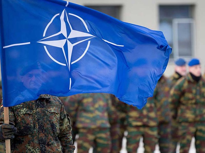 Ông Putin: NATO lôi kéo Nga vào thế đối đầu