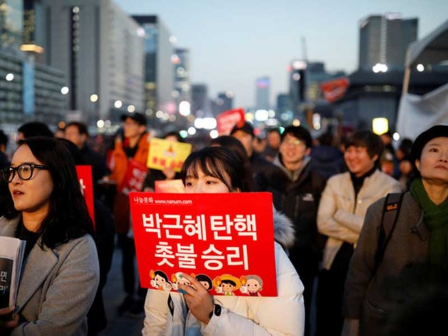 Hàn Quốc biểu tình đòi bắt giam bà Park Geun-hye