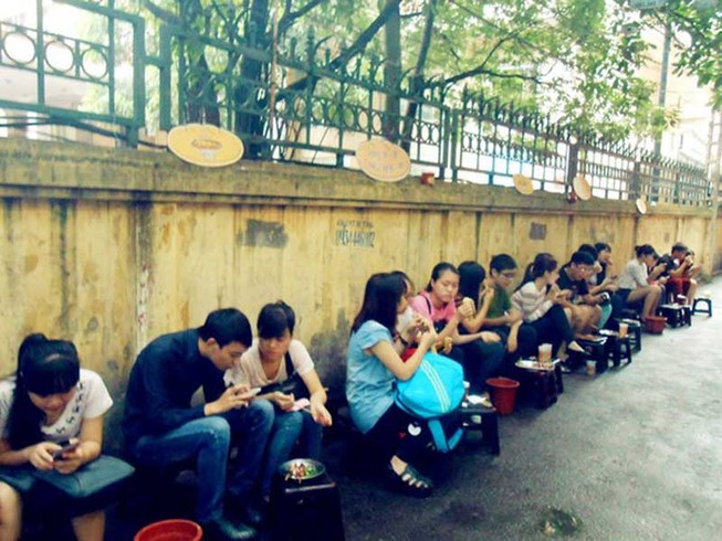 Văn hóa vỉa hè và văn minh đường phố