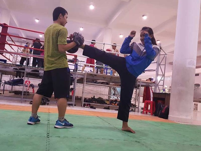Lớp dạy võ miễn phí của thầy Định