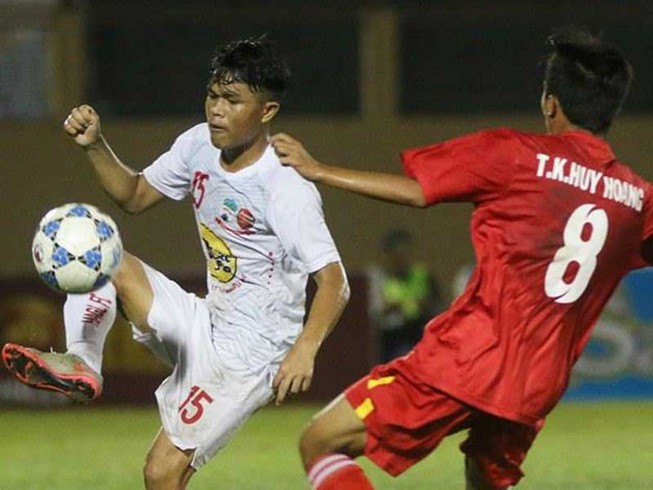 ‘U-19 HA Gia Lai chưa phải là một đội bóng’