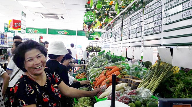 Nhộn nhịp nhượng quyền phở, bún bò, gỏi cuốn…