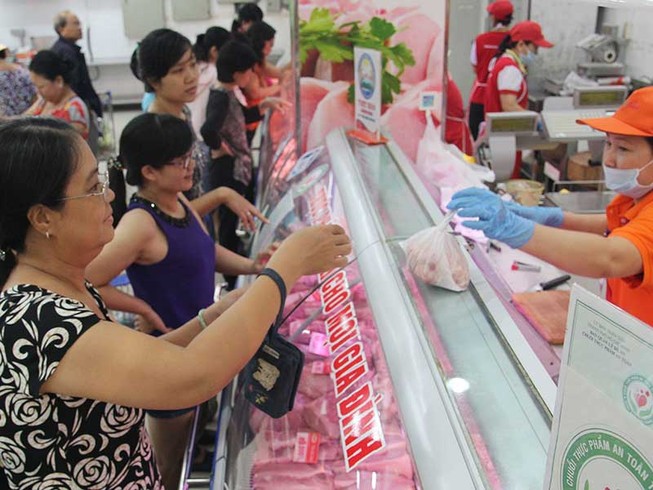 Cả nước giải cứu thịt heo