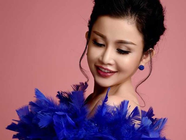 Hoa hậu Janny Thủy Trần sáng tác nhạc và ra album