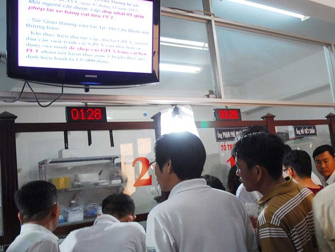 Khó chặn người vi phạm làm bằng lái mới