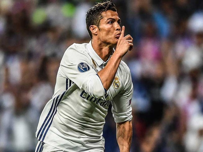Ronaldo đi hay ở?