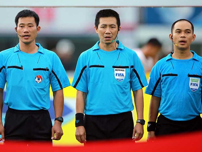 Giới trọng tài lên tiếng về còi méo và Fair Play