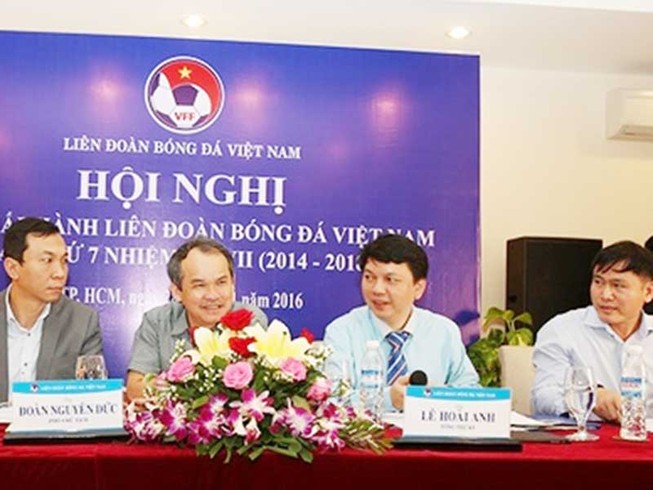 Chẳng ai chịu từ chức ở VFF