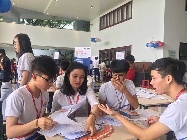 Các trường nói về bảng xếp hạng đại học