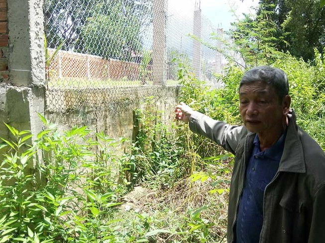 Đất người này bị xã bán cho người khác