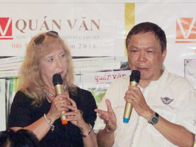 Bà đầm Ý đặt chân vào văn đàn Việt