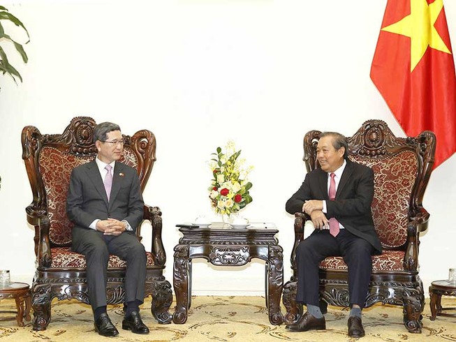 Việt Nam đề nghị hỗ trợ tốt cho người Việt ở Hàn Quốc